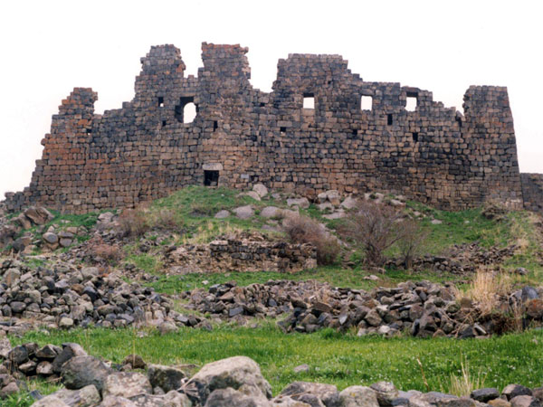 Amberd Fortress