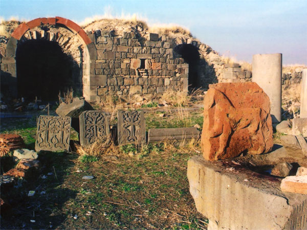 Havuts Tar monastery 